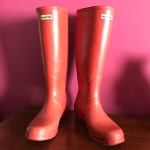 Hunter Red Tall Matte Boots